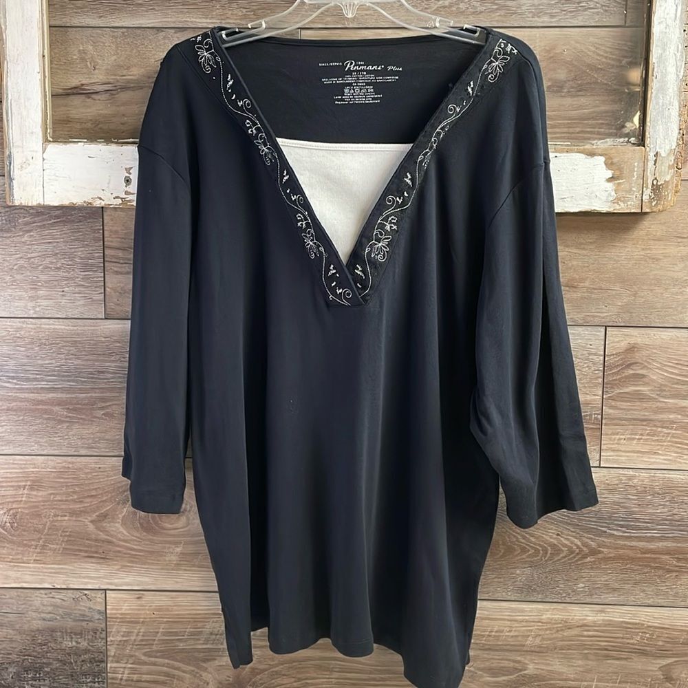 Penmans Plus Women’s Plus Size Embroidered Vneck Top, Size 2X, Black and White
